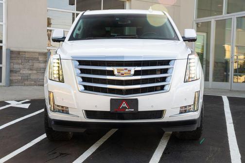 Crystal White Tricoat 2017 Cadillac Escalade Premium Luxury