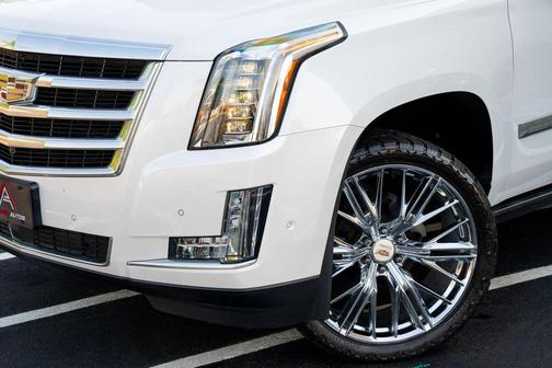 Crystal White Tricoat 2017 Cadillac Escalade Premium Luxury