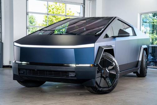 2024 Tesla Cybertruck Cyberbeast