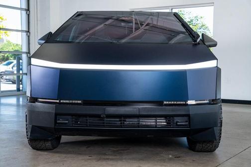 2024 Tesla Cybertruck Cyberbeast