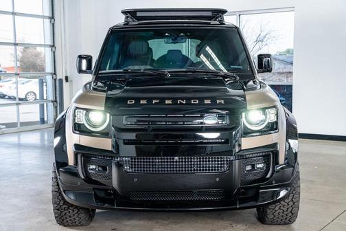 2025 Land Rover Defender 110 P400 X