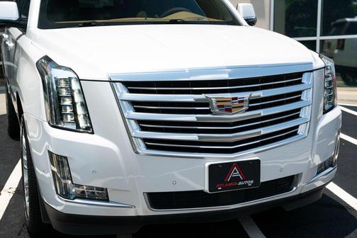 Crystal White Tricoat 2017 Cadillac Escalade Platinum
