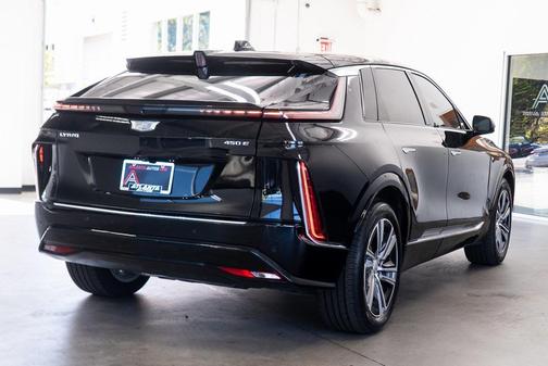 2023 Cadillac LYRIQ Luxury