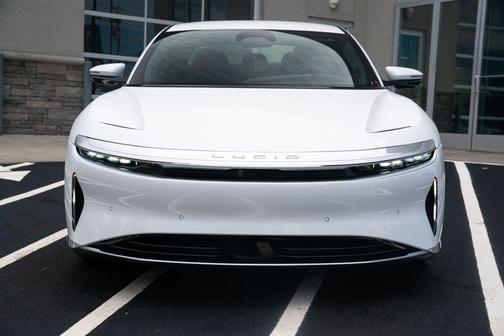 Stellar White Metallic 2023 Lucid Air Pure