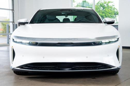 Stellar White Metallic 2023 Lucid Air Pure