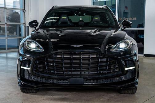 2023 Aston Martin DBX 707