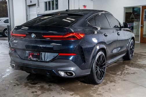 2025 BMW X6 xDrive40i