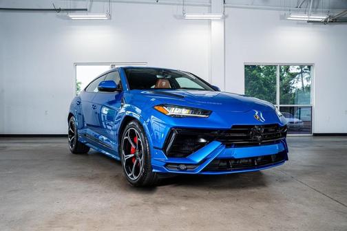 2024 Lamborghini Urus S