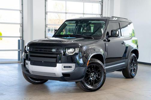 Santorini Black Metallic 2024 Land Rover Defender 90 P300 S