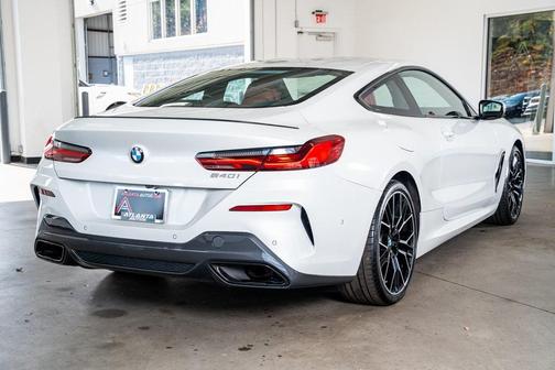 2025 BMW 840 i