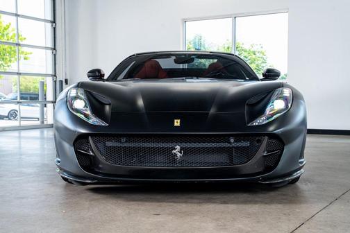 2021 Ferrari 812 GTS Base