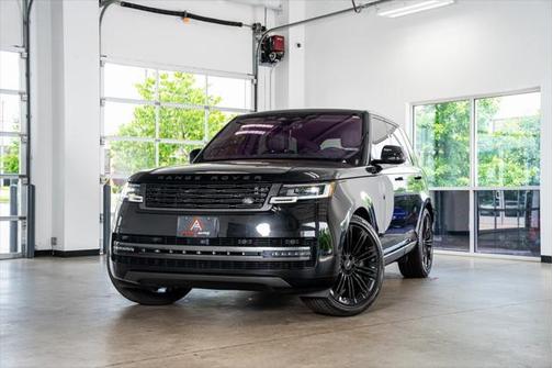 2023 Land Rover Range Rover P530 SE