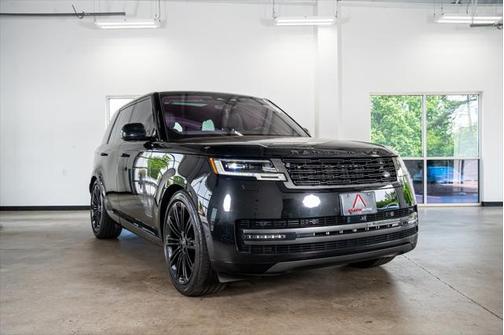 2023 Land Rover Range Rover P530 SE