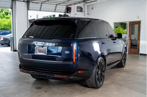 2023 Land Rover Range Rover P530 SE