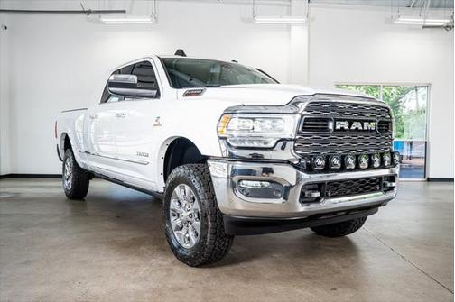 2020 RAM 2500 Limited Mega Cab 4X4 6'4' Box