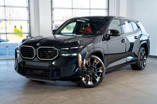 Black Sapphire Metallic 2023 BMW XM Base