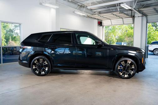 Black Sapphire Metallic 2023 BMW XM Base