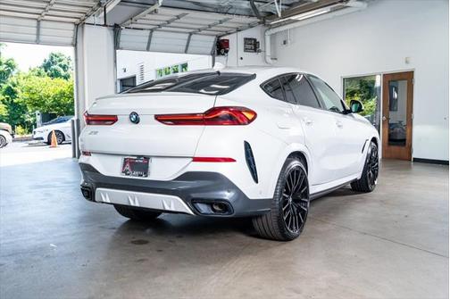 2022 BMW X6 xDrive40i