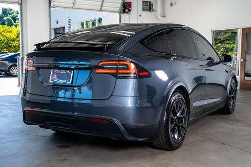 2022 Tesla Model X Dual Motor All-Wheel Drive