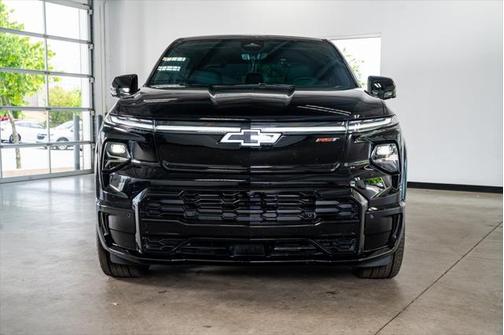 2025 Chevrolet Silverado EV RST