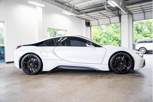2019 BMW i8 Base
