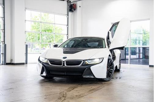 2019 BMW i8 Base