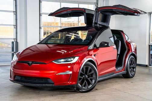 2024 Tesla Model X Long Range