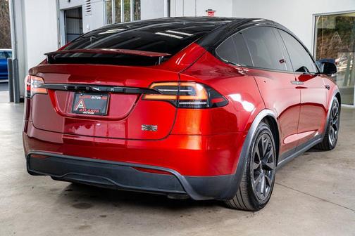 2024 Tesla Model X Long Range