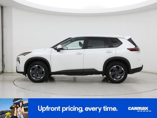 White 2025 Nissan Rogue SV