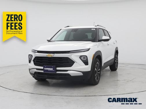 White 2025 Chevrolet Trailblazer LT