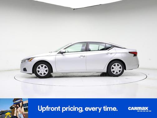 Silver 2019 Nissan Altima S