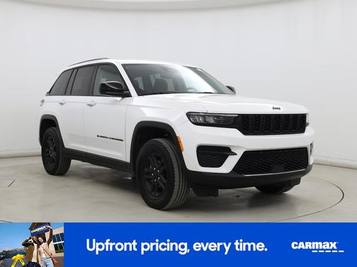 2023 Jeep Grand Cherokee Laredo