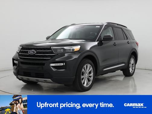 Green 2023 Ford Explorer XLT