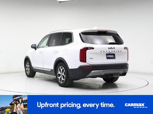 White 2022 Kia Telluride EX