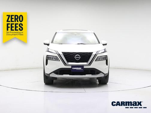 White 2023 Nissan Rogue Platinum