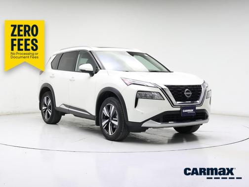 White 2023 Nissan Rogue Platinum