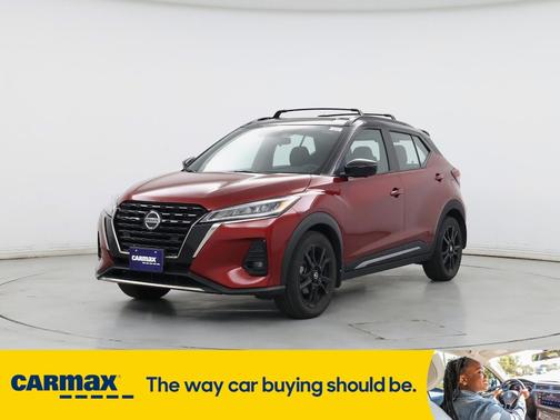 2021 Nissan Kicks SR