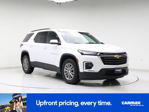 White 2023 Chevrolet Traverse LT Cloth