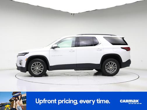 White 2023 Chevrolet Traverse LT Cloth