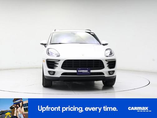 White 2018 Porsche Macan