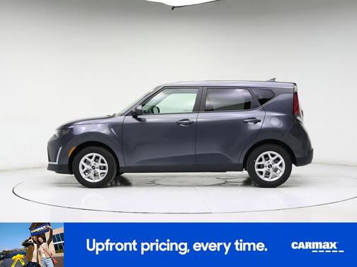 Gray 2025 Kia Soul LX