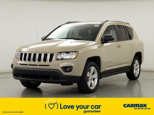 Photo 4 of 22 of 2017 Jeep Compass Sport