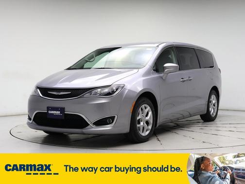 2018 Chrysler Pacifica Touring Plus