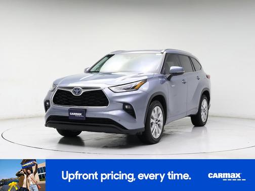 Silver 2021 Toyota Highlander Hybrid Limited