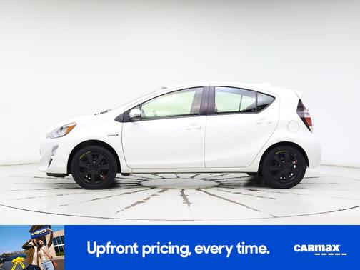 2016 Toyota Prius c Two