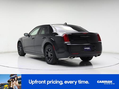 Black 2023 Chrysler 300 Touring L