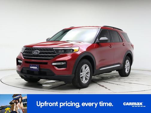 Red 2022 Ford Explorer XLT
