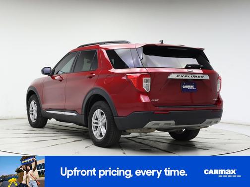 Red 2022 Ford Explorer XLT