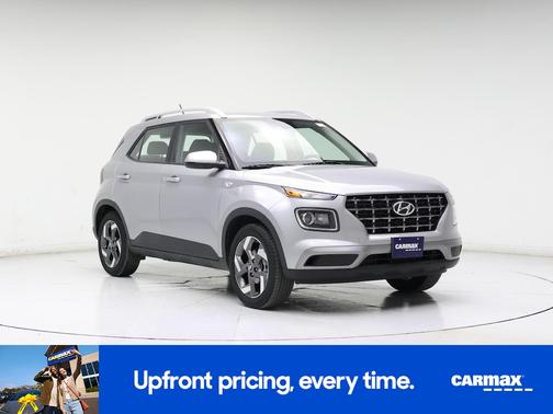 Silver 2025 Hyundai VENUE SEL