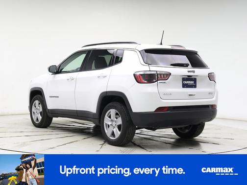 White 2022 Jeep Compass Latitude